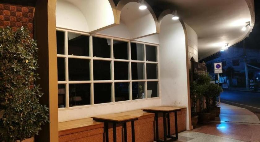 Supak Hotel Kalasin Εξωτερικό φωτογραφία