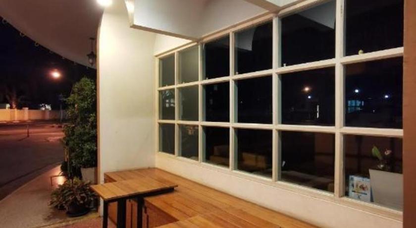 Supak Hotel Kalasin Εξωτερικό φωτογραφία