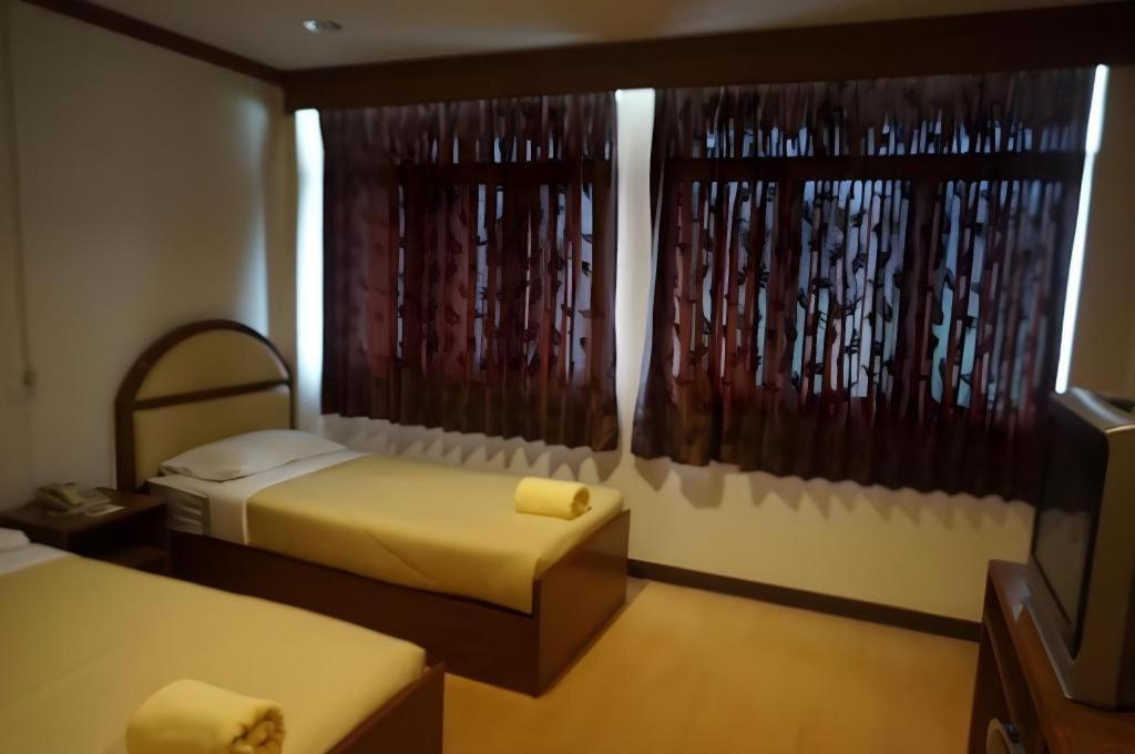 Supak Hotel Kalasin Εξωτερικό φωτογραφία